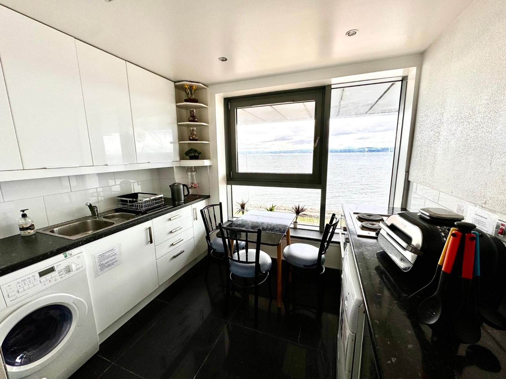 Ocean Park - Oceanfront - Free Parking And Fast Wifi Appartement *